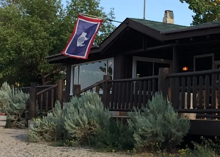 Inn Trail Shop