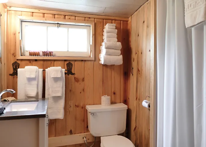 Trail Shop Inn