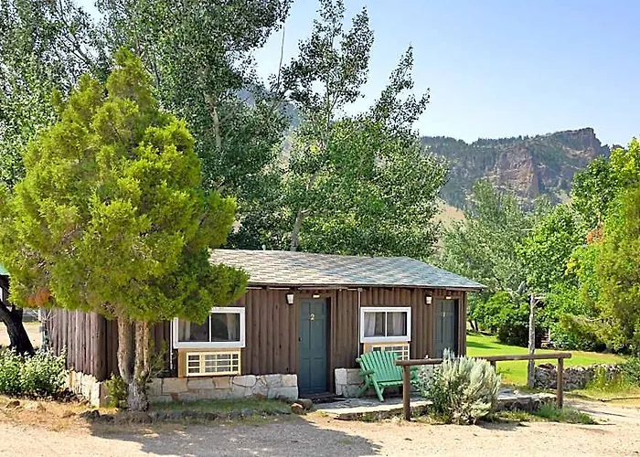 Inn Trail Shop 2*