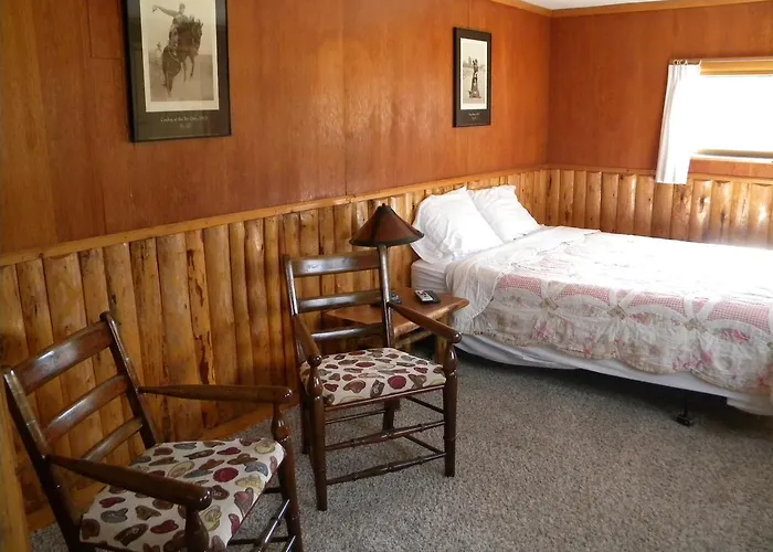 Trail Shop Inn